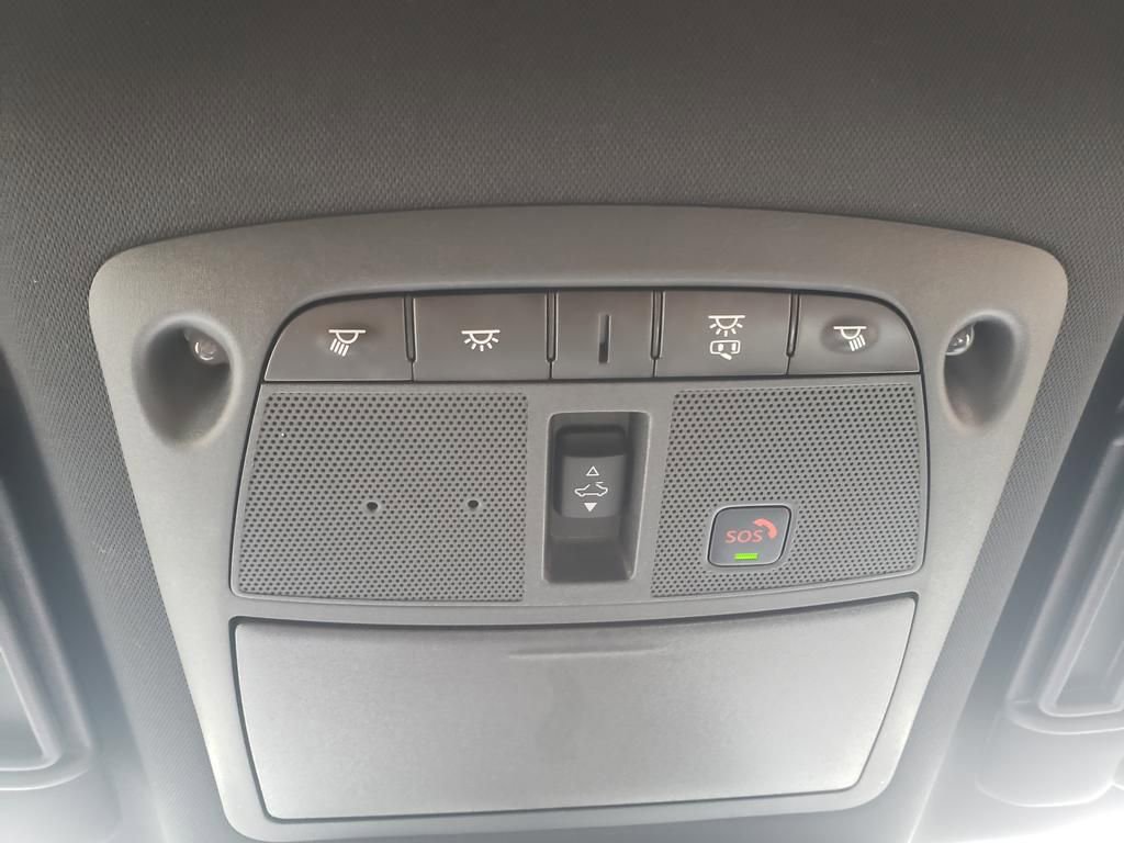 Used 2024 Nissan Armada Platinum w/ Captain's Chairs Package image 39