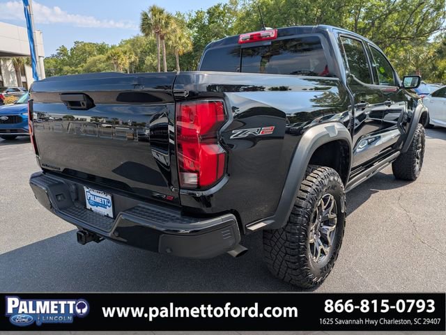 Used 2024 Chevrolet Colorado ZR2 w/ ZR2 Convenience Package III AWD/4WD image 3