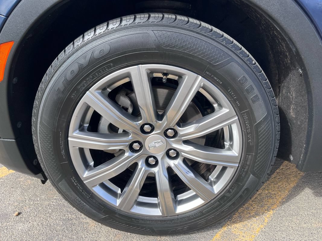 Used 2019 Cadillac XT4 Premium Luxury AWD/4WD image 10