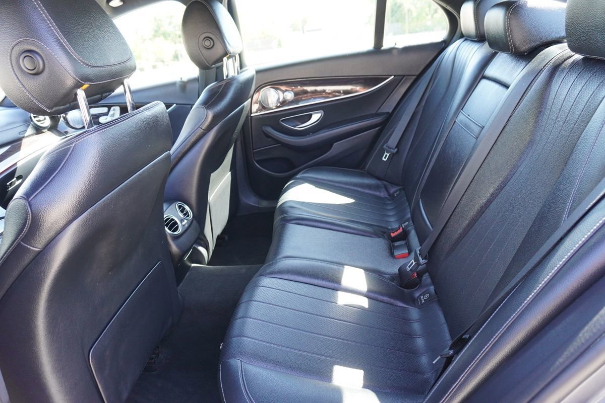Used 2017 Mercedes-Benz E 300 image 17