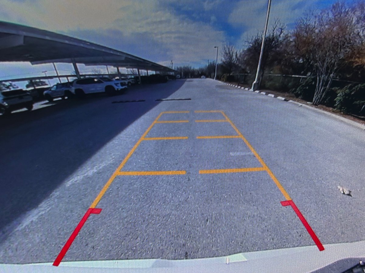 Used 2023 GMC Acadia Denali w/ Denali Ultimate Package image 9