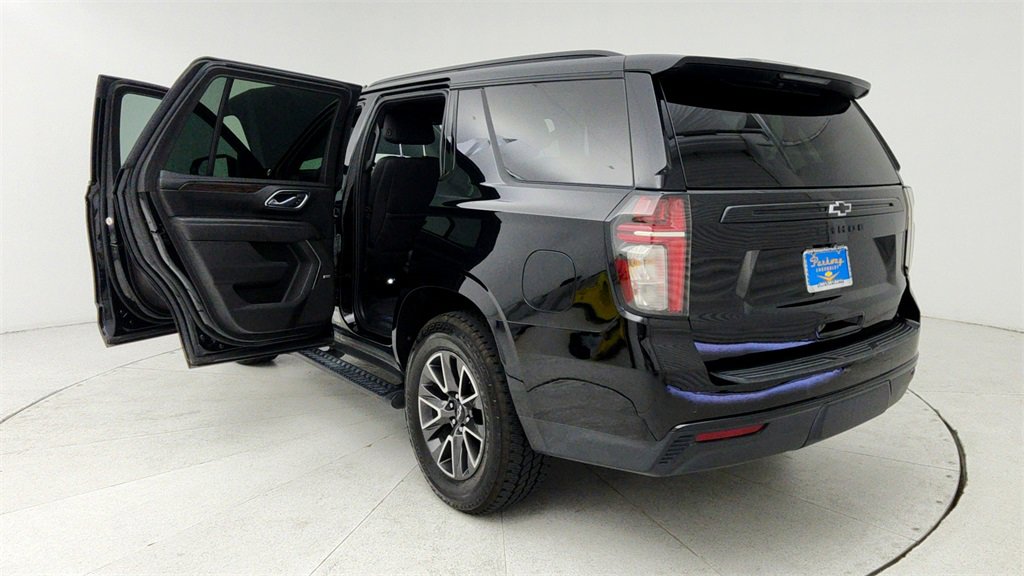 Certified 2023 Chevrolet Tahoe Z71 w/ Luxury Package image 12