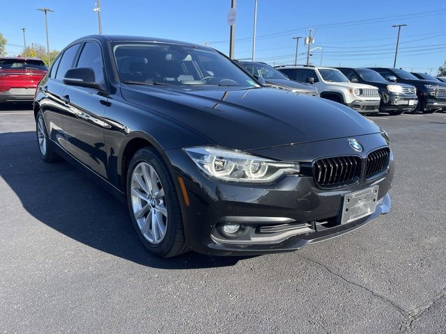 Used 2018 BMW 320i xDrive Sedan