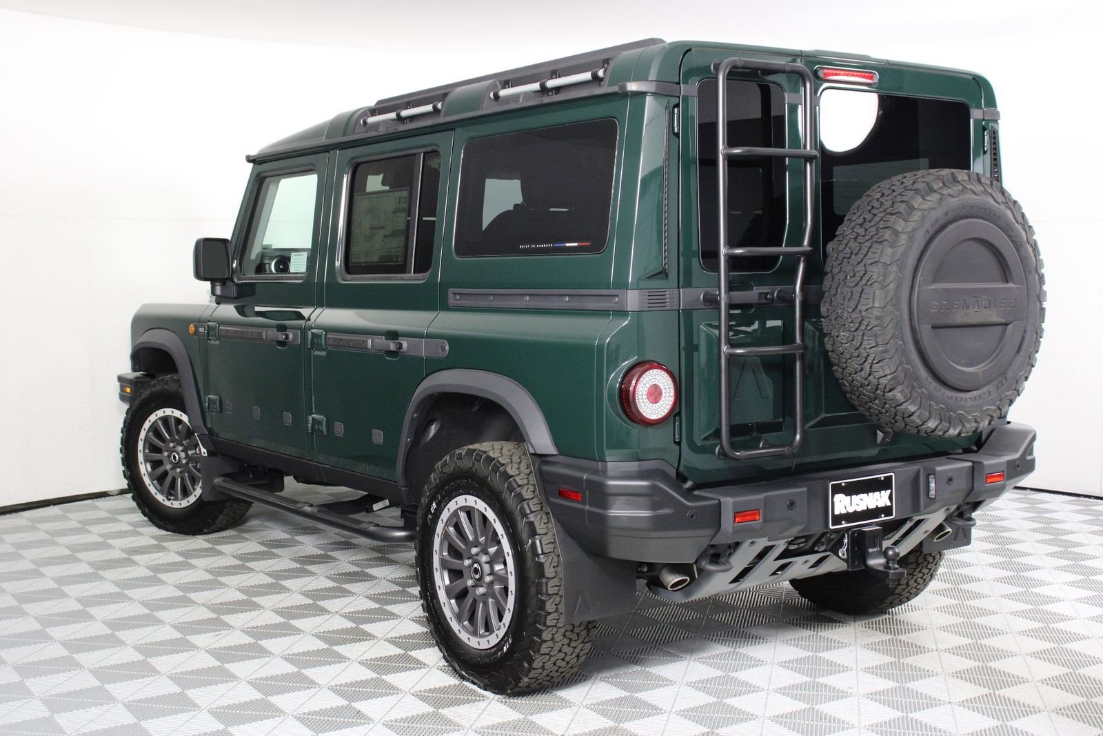 New 2025 INEOS Grenadier Fieldmaster Edition image 3