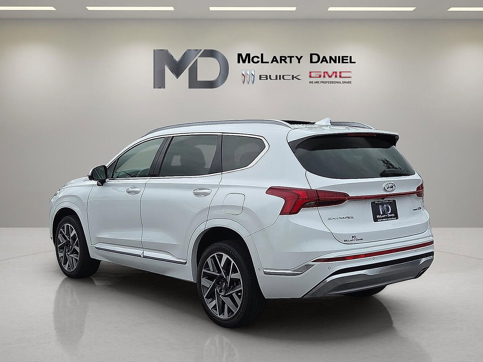 Used 2022 Hyundai Santa Fe Calligraphy AWD/4WD image 4