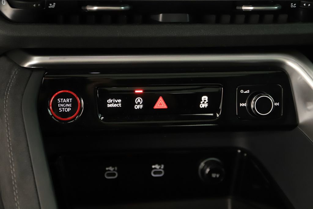 New 2026 Audi SQ5 Premium Plus image 28