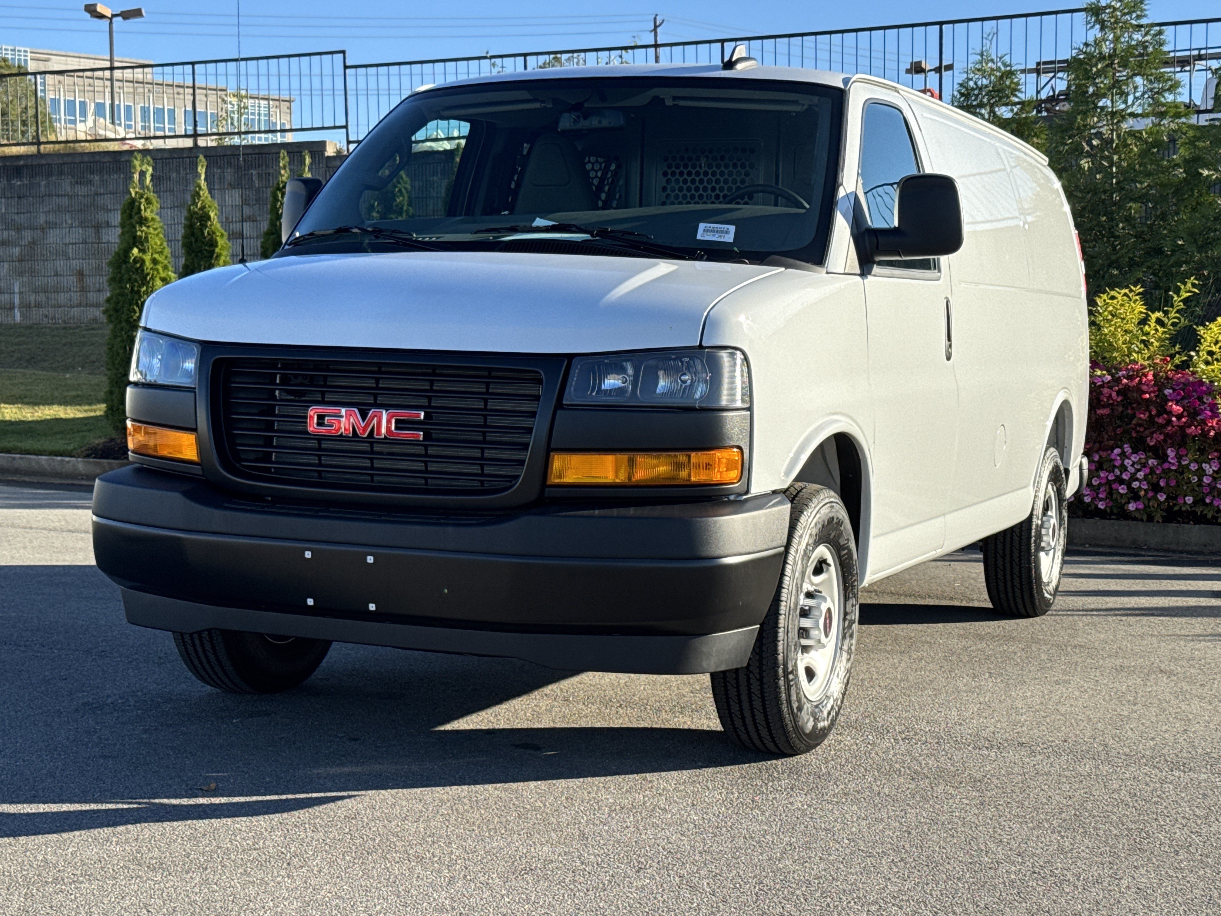 New 2025 GMC Savana 2500 w/ Driver Convenience Package RWD image 5