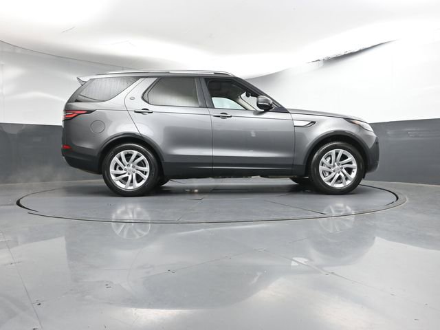 Used 2018 Land Rover Discovery HSE image 32
