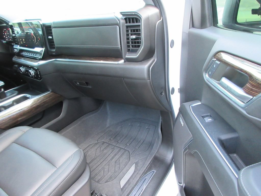 Certified 2024 GMC Sierra 1500 Elevation w/ Elevation Premium Package AWD/4WD image 22