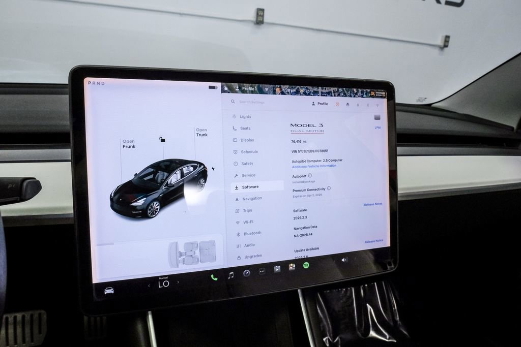 Used 2018 Tesla Model 3 Performance image 26