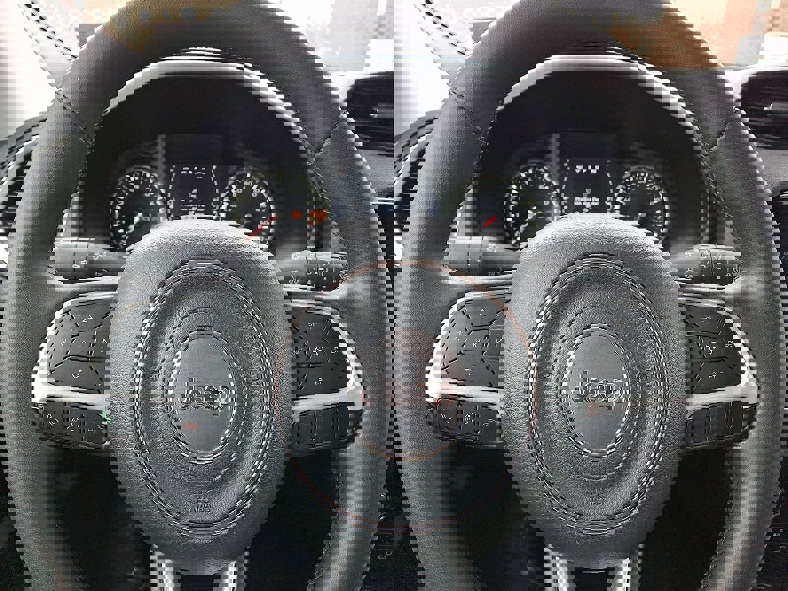 Used 2020 Jeep Renegade Latitude image 18