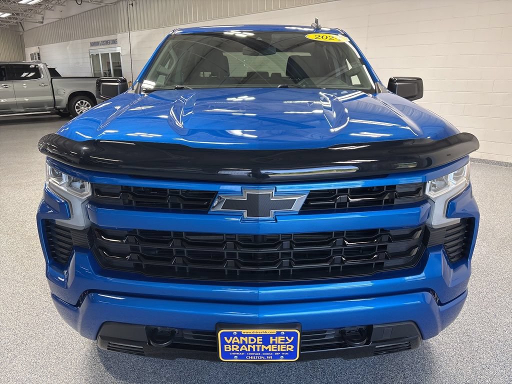Used 2024 Chevrolet Silverado 1500 RST w/ Protection Package AWD/4WD image 2
