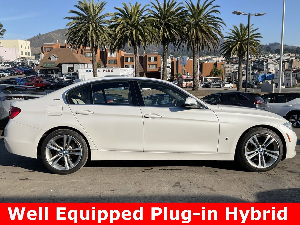 Used 2017 BMW 330e image 3