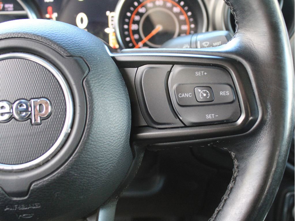 Used 2020 Jeep Gladiator Sport w/ Quick Order Package 24S image 17