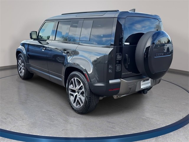 New 2026 Land Rover Defender 110 S image 7