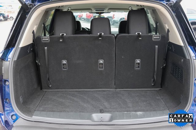 Used 2025 Nissan Pathfinder SV image 9