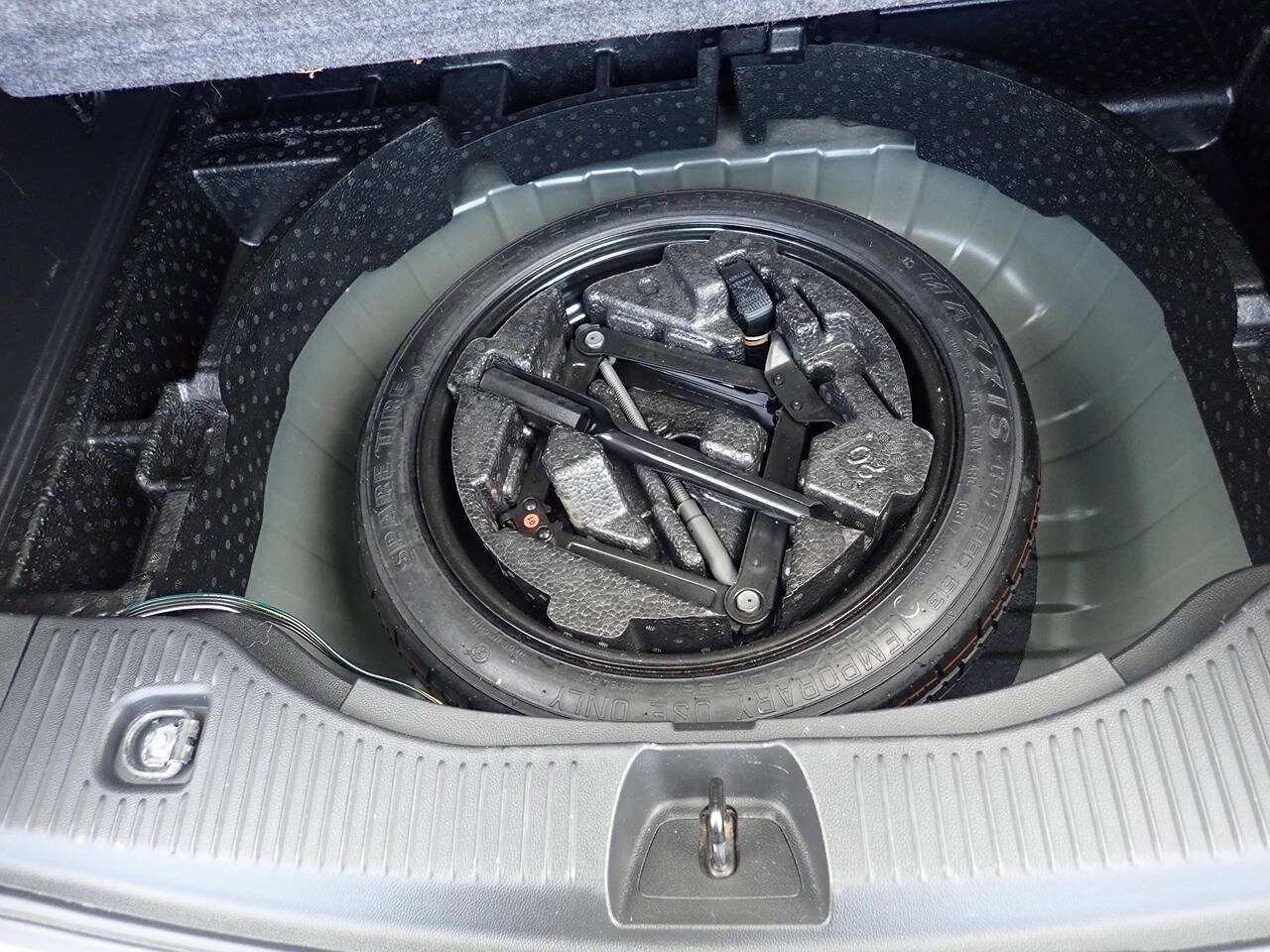 Used 2017 Chevrolet Trax LT w/ LT Convenience Package image 19