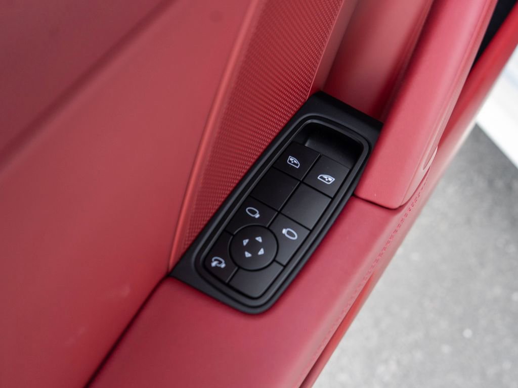 Used 2026 Porsche 911 Carrera GTS image 30