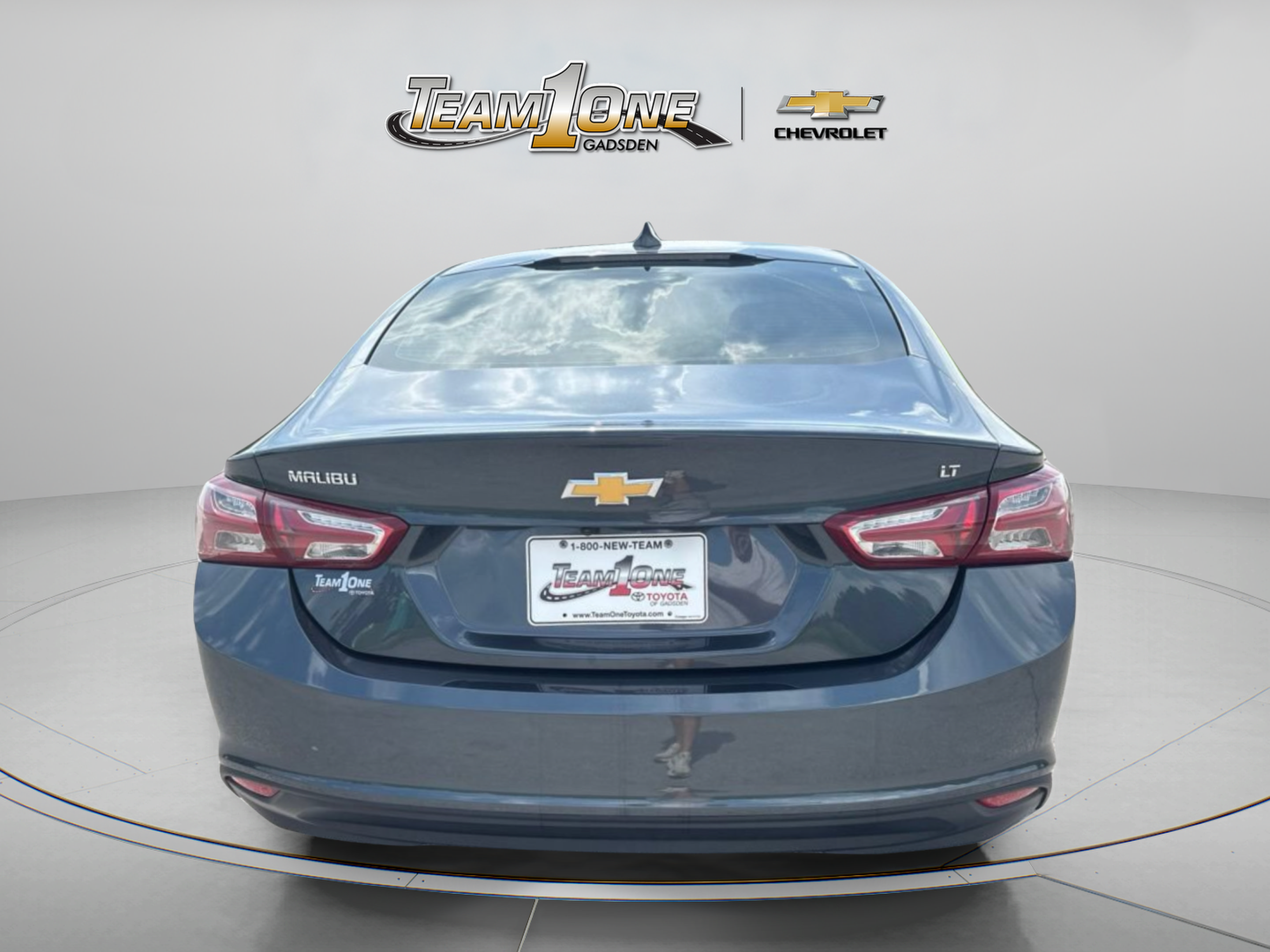 Used 2021 Chevrolet Malibu LT FWD image 6