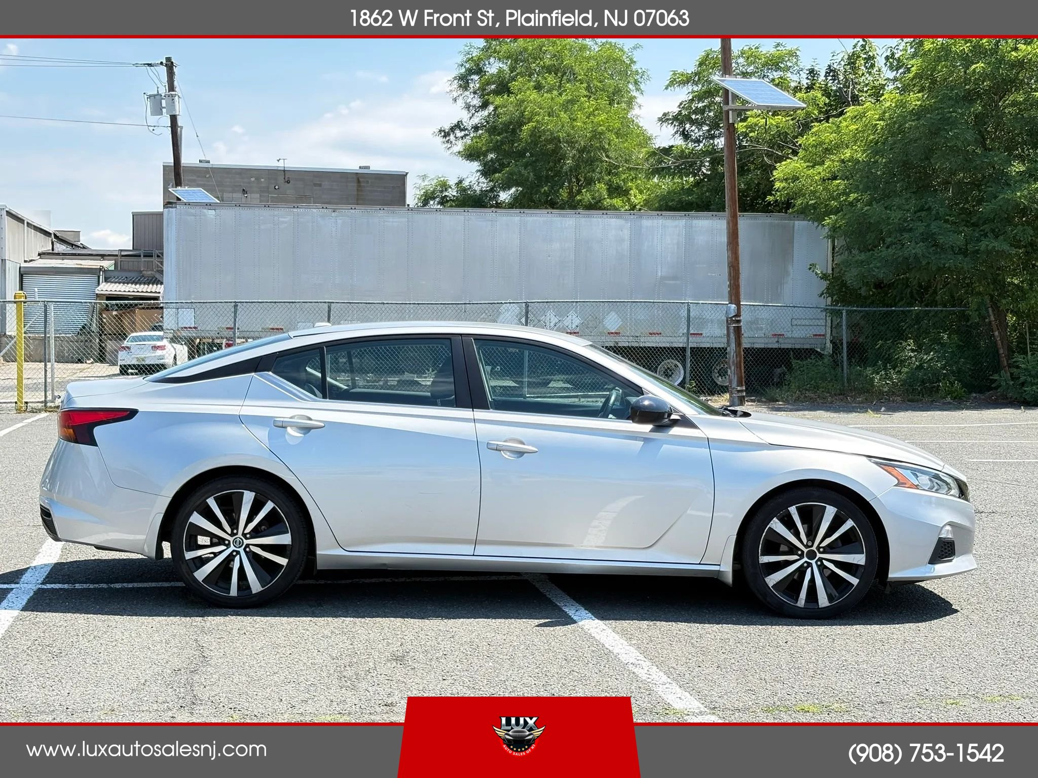 Used 2020 Nissan Altima 2.5 SR FWD image 8