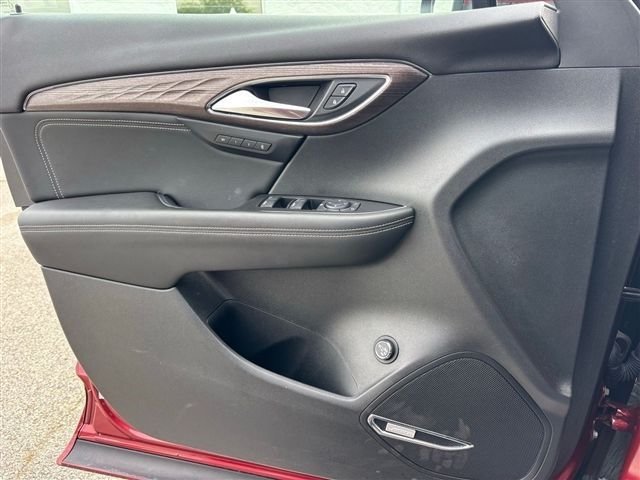 Used 2023 Buick Envision Avenir AWD/4WD image 15