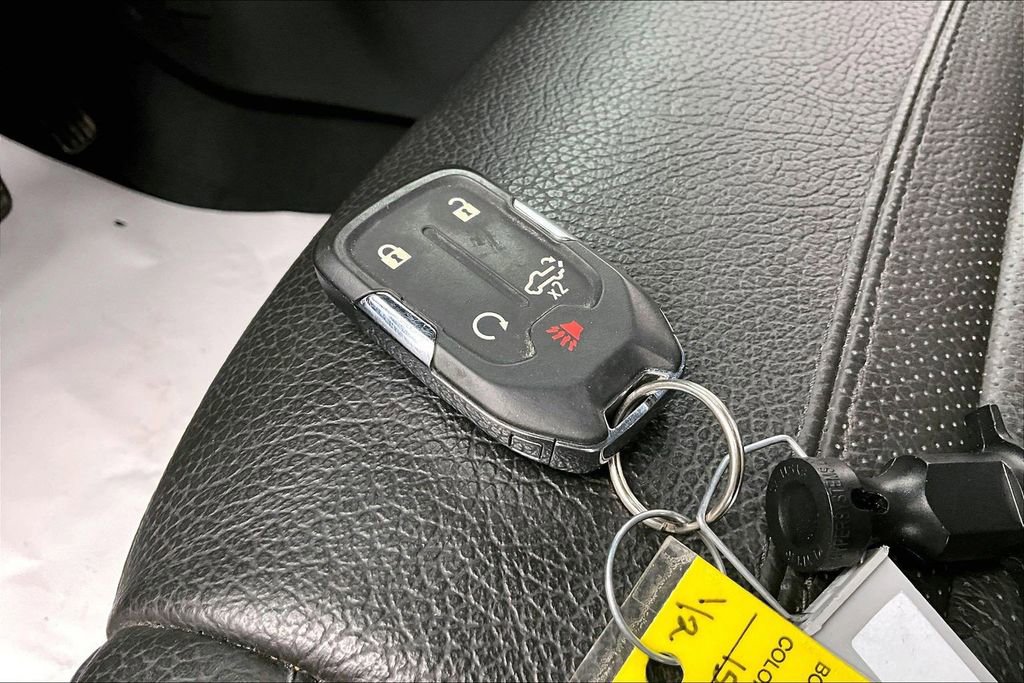 Used 2021 GMC Sierra 2500 Denali w/ Denali Black Diamond Edition image 11