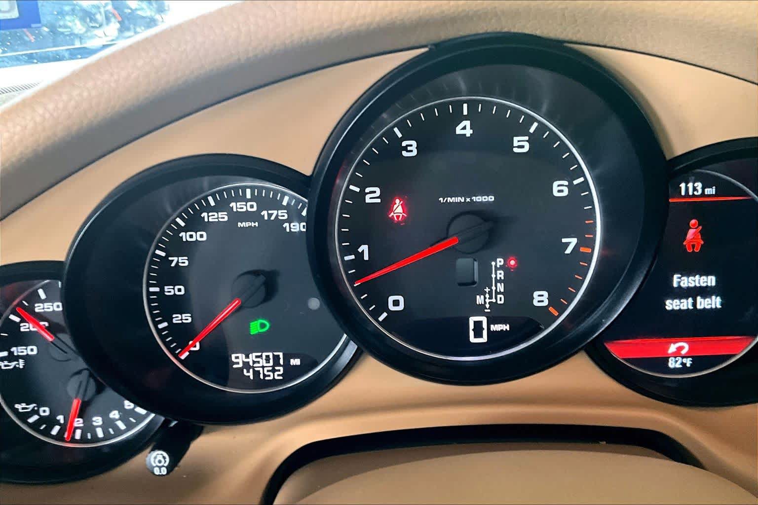 Used 2014 Porsche Panamera RWD image 24