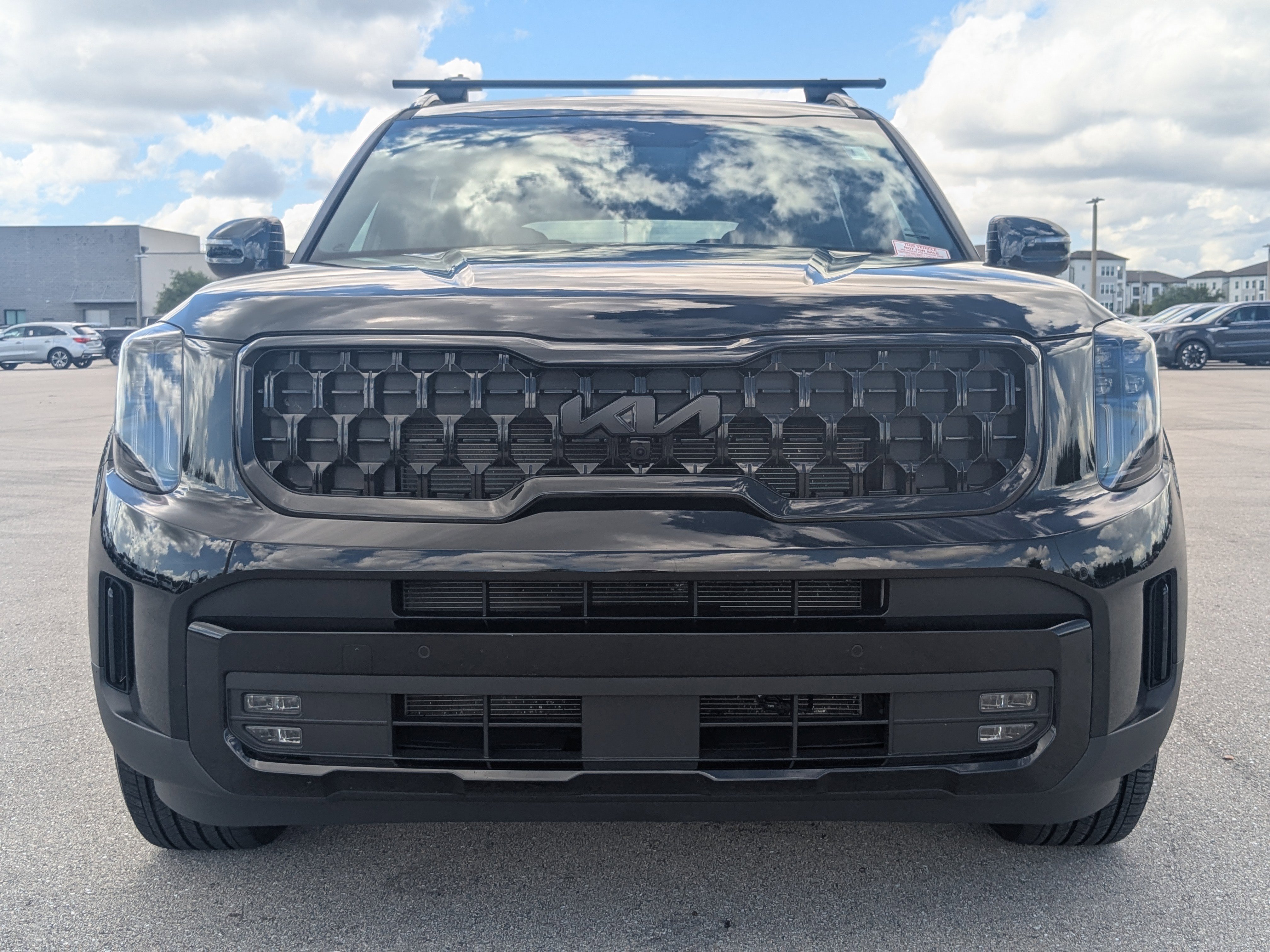 Certified 2025 Kia Telluride SX Prestige X-Line image 3