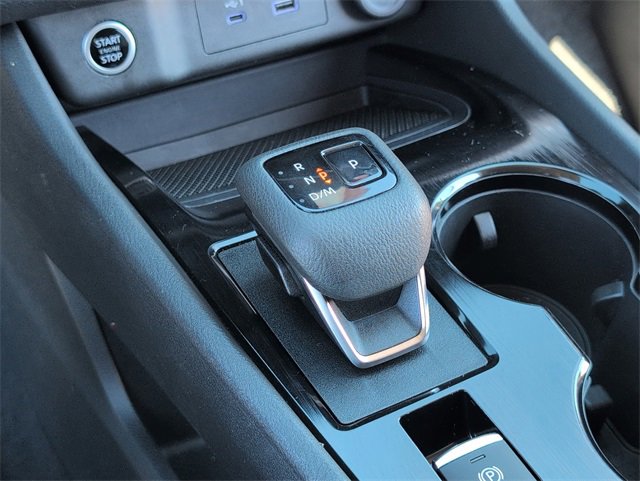 Used 2023 Nissan Rogue S image 18