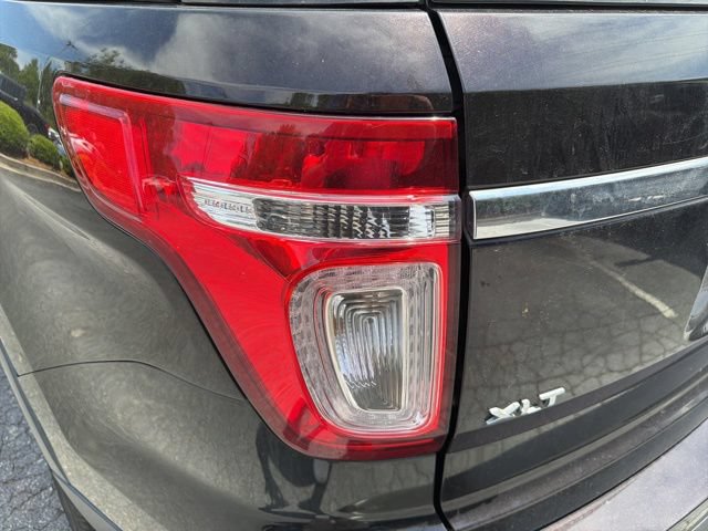 Used 2013 Ford Explorer XLT FWD image 13