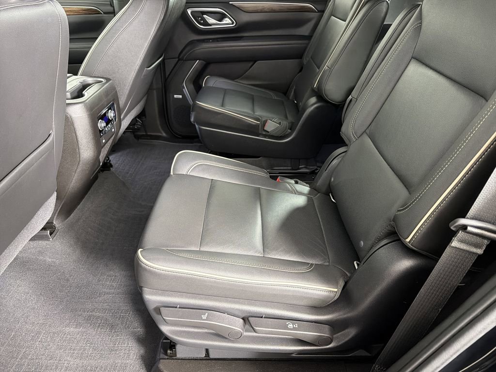 Used 2021 Chevrolet Tahoe Premier w/ Premium Package image 20