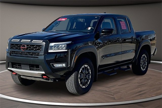 Certified 2025 Nissan Frontier PRO-4X w/ Pro Convenience Package image 1