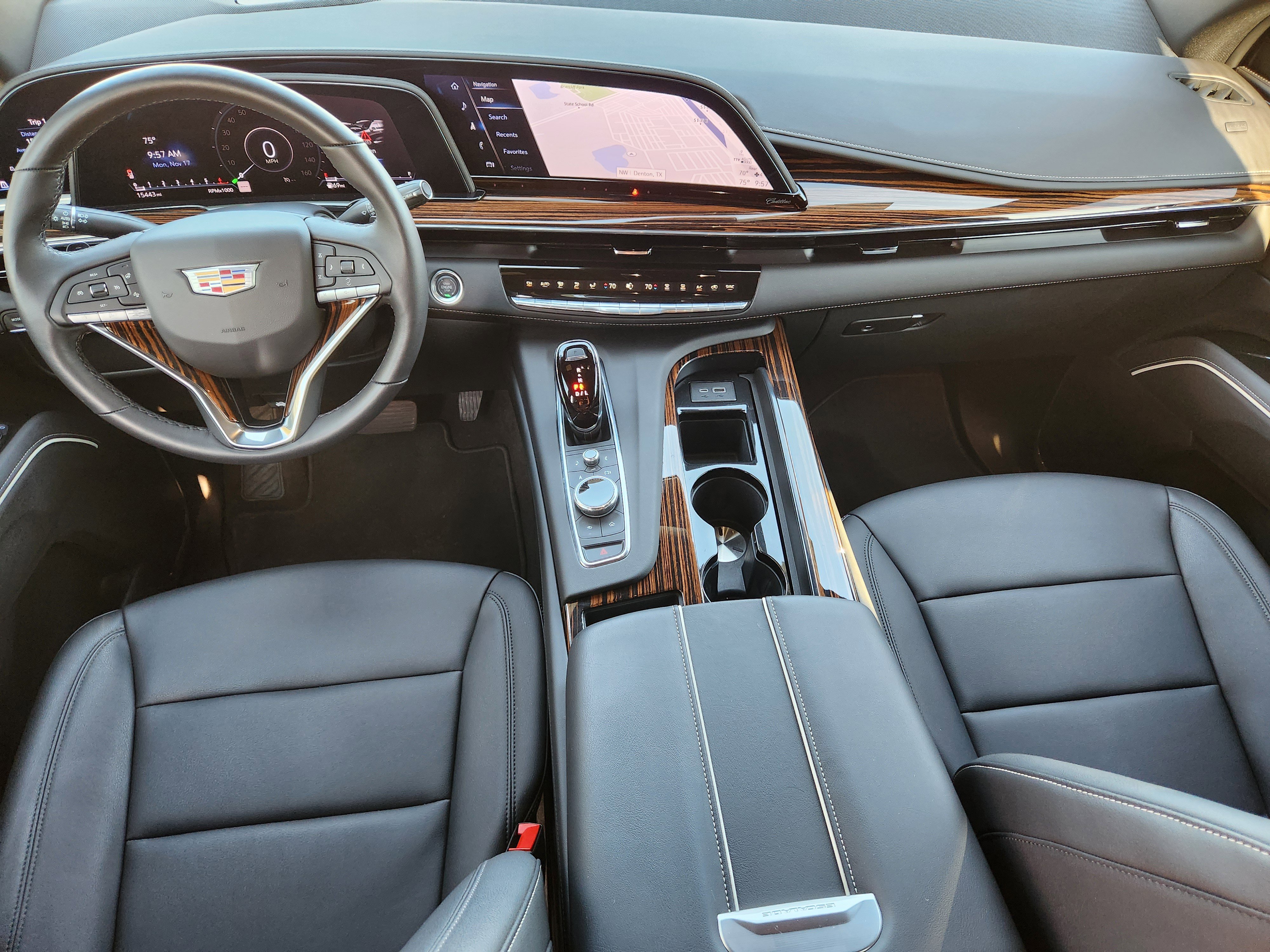 Certified 2024 Cadillac Escalade Luxury image 26