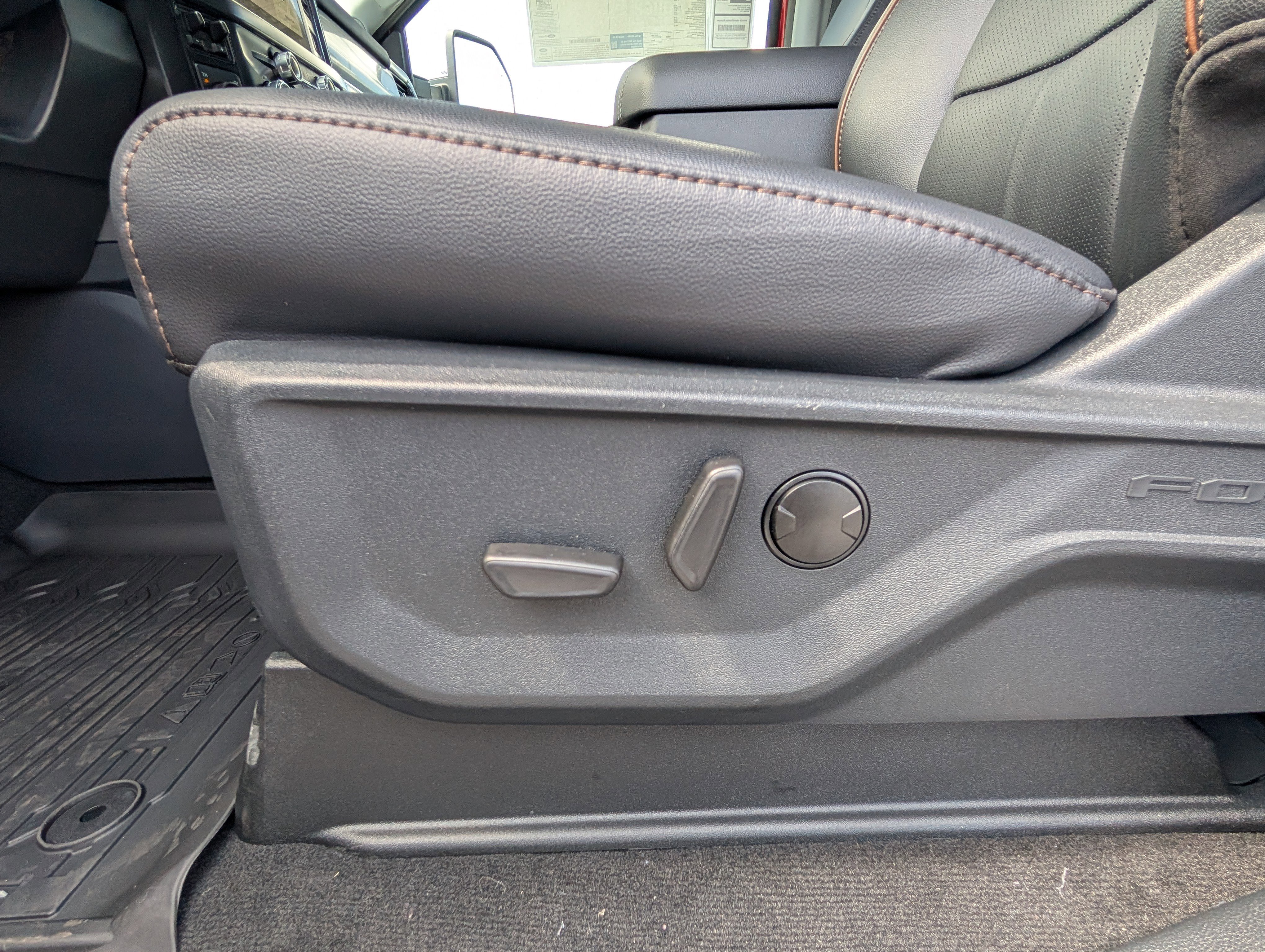 New 2026 Ford F250 Lariat w/ Lariat Ultimate Package image 20