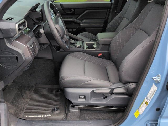 Certified 2026 Toyota Tacoma SR5 AWD/4WD image 8
