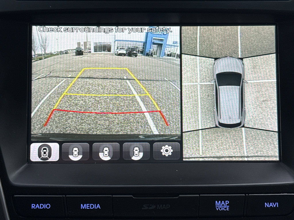 Used 2017 Hyundai Santa Fe Sport image 30