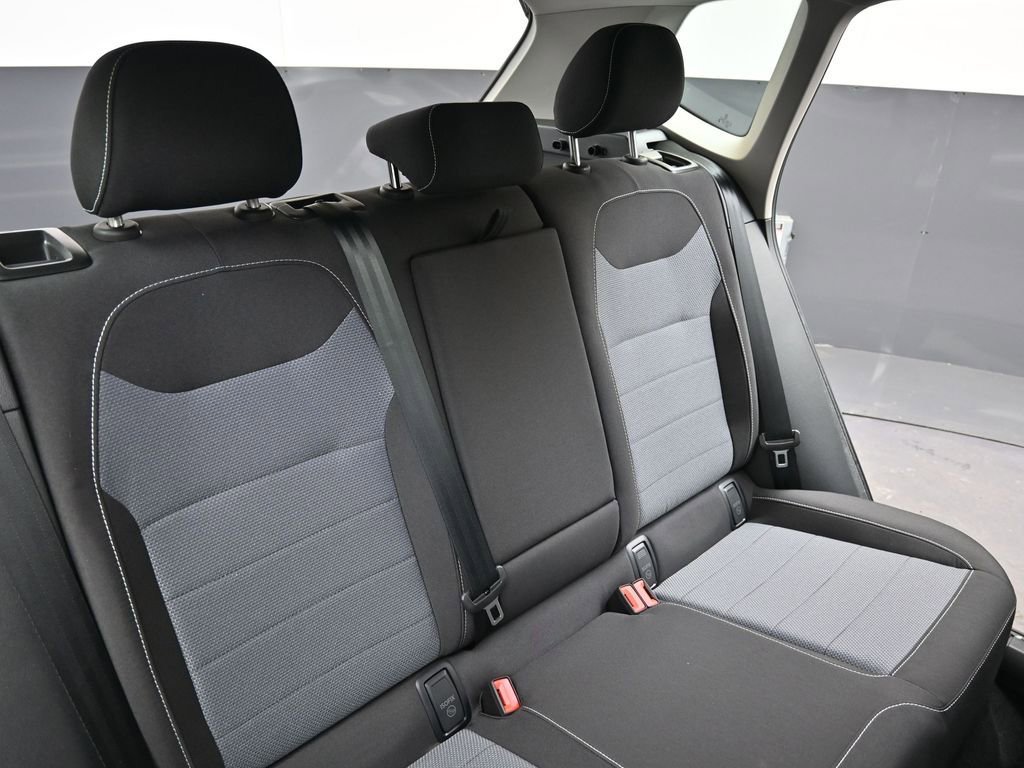 New 2026 Volkswagen Taos S image 16