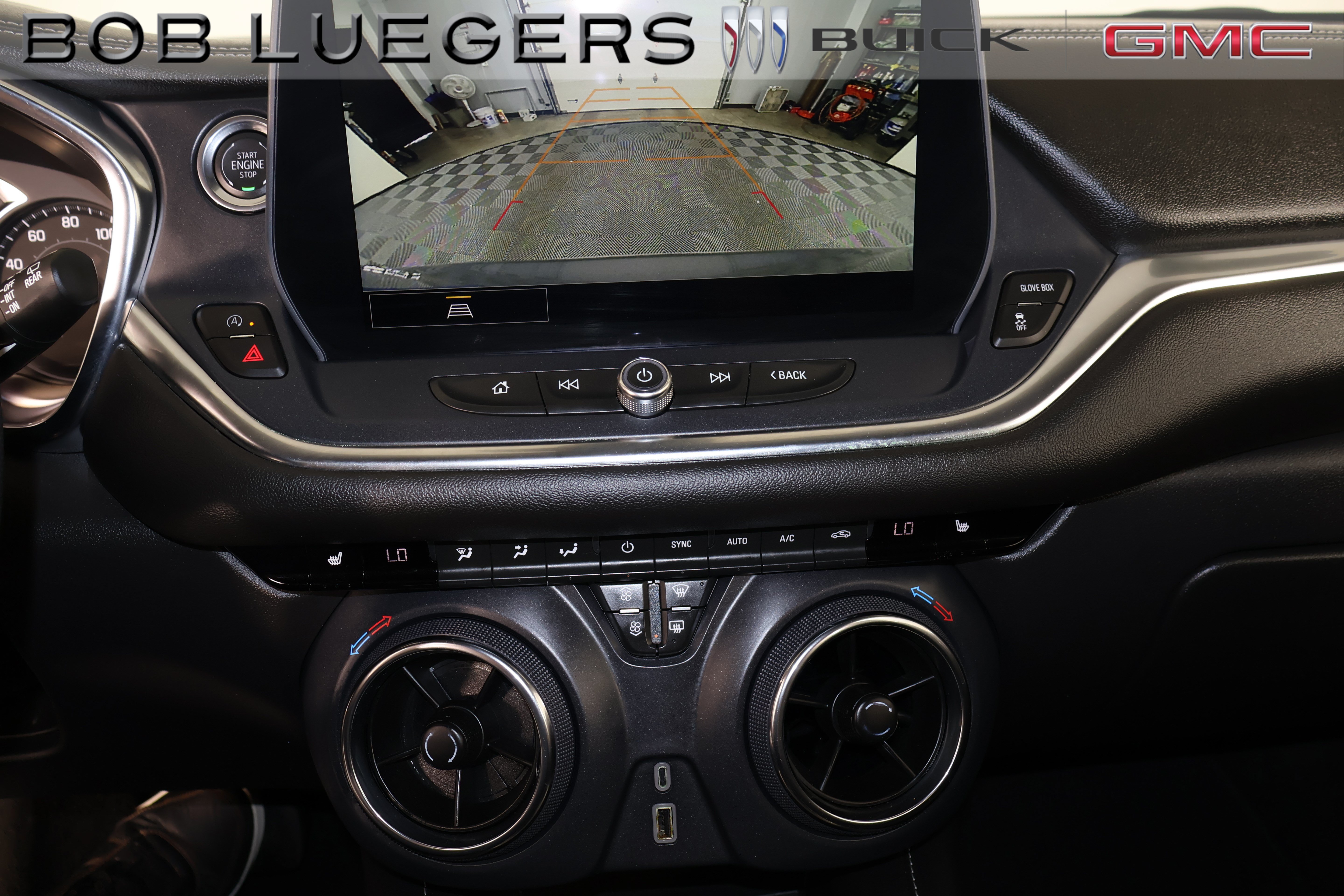Certified 2025 Chevrolet Blazer LT FWD image 24