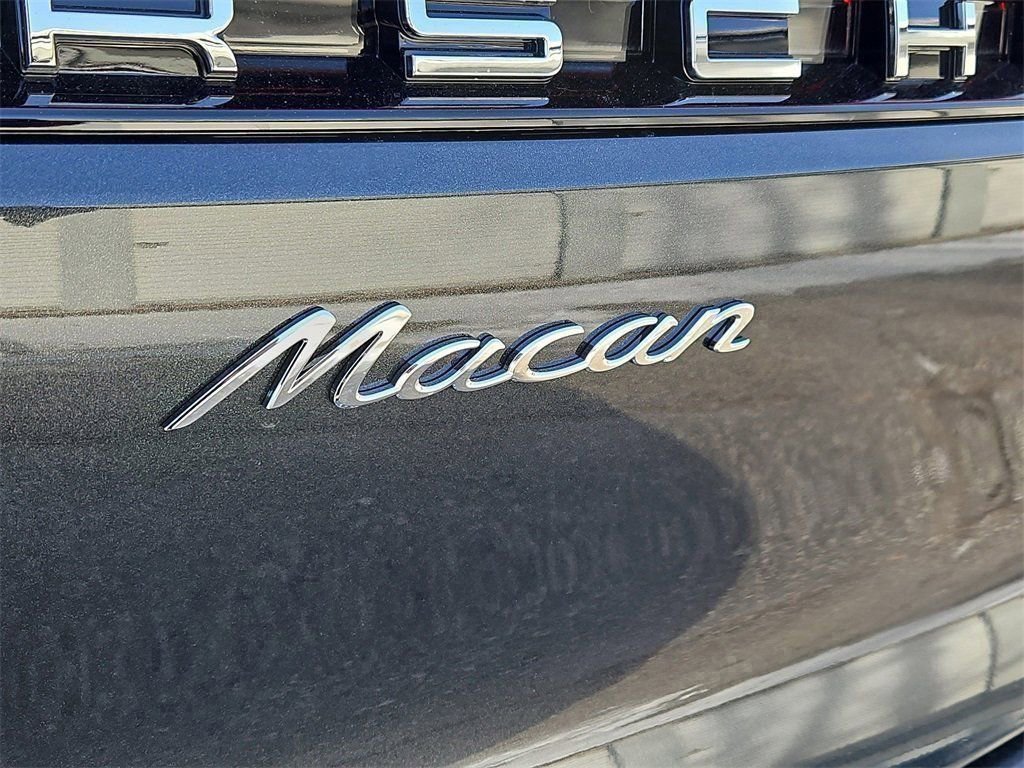 New 2026 Porsche Macan image 10