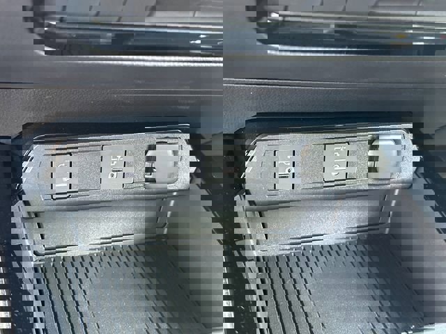 New 2026 Toyota Prius XLE image 19