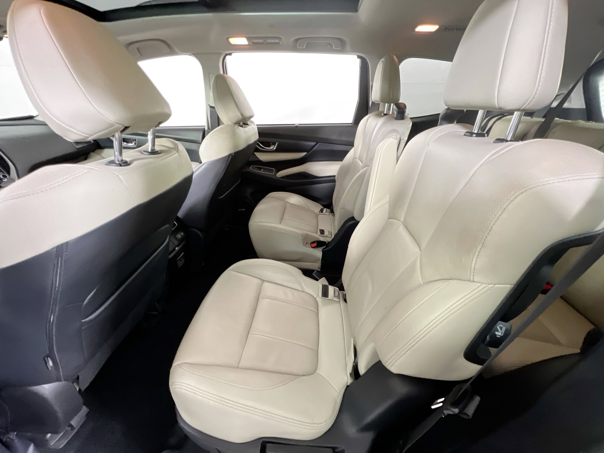 Used 2021 Subaru Ascent Limited w/ Technology Package image 25