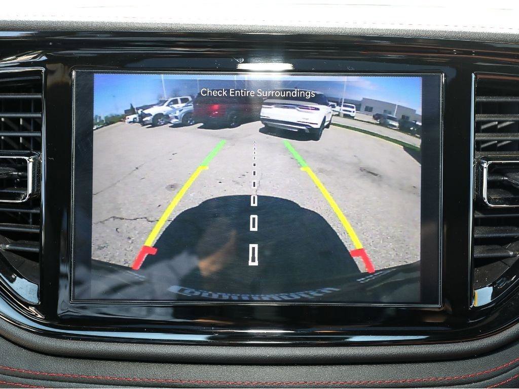 Used 2024 Dodge Durango GT image 17