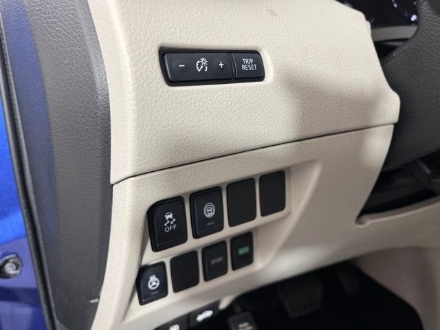 Used 2022 Nissan Rogue Sport SV FWD image 32