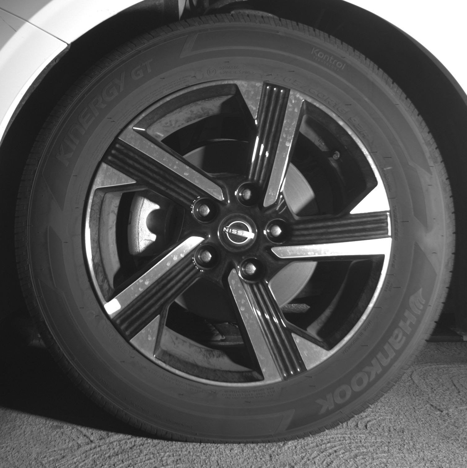 Used 2025 Nissan Sentra SV FWD image 15