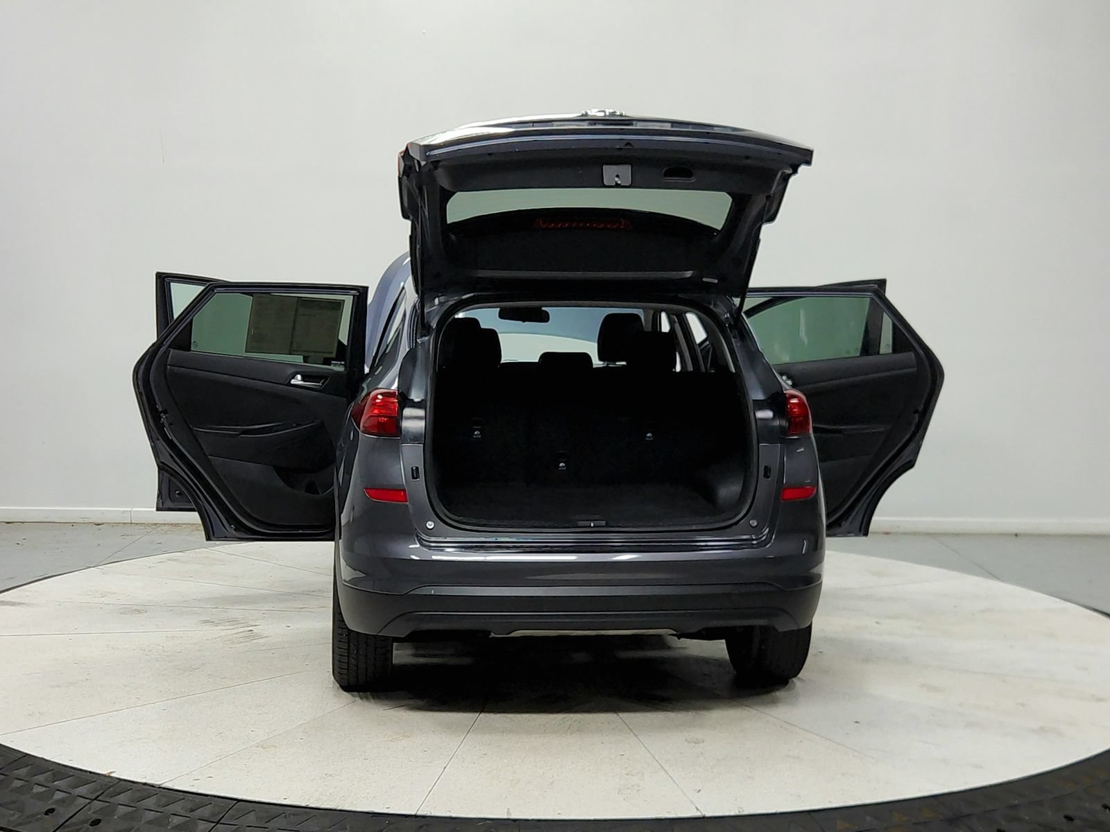 Used 2021 Hyundai Tucson SE FWD image 15
