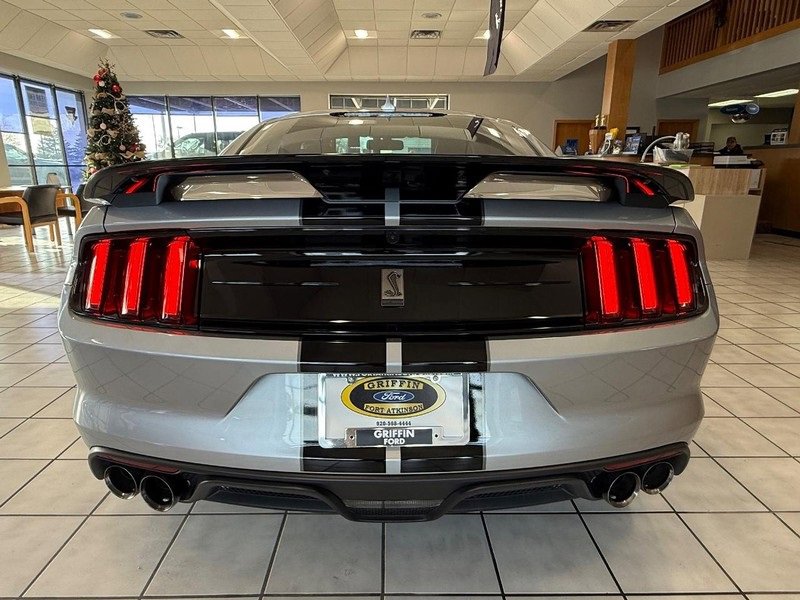 Certified 2020 Ford Mustang Shelby GT350 w/ Technology Package image 5