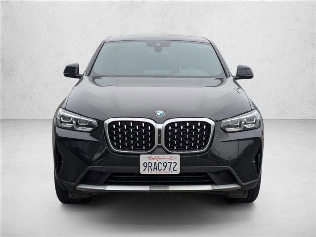 Used 2023 BMW X4 xDrive30i w/ Parking Assistance Package AWD/4WD image 2