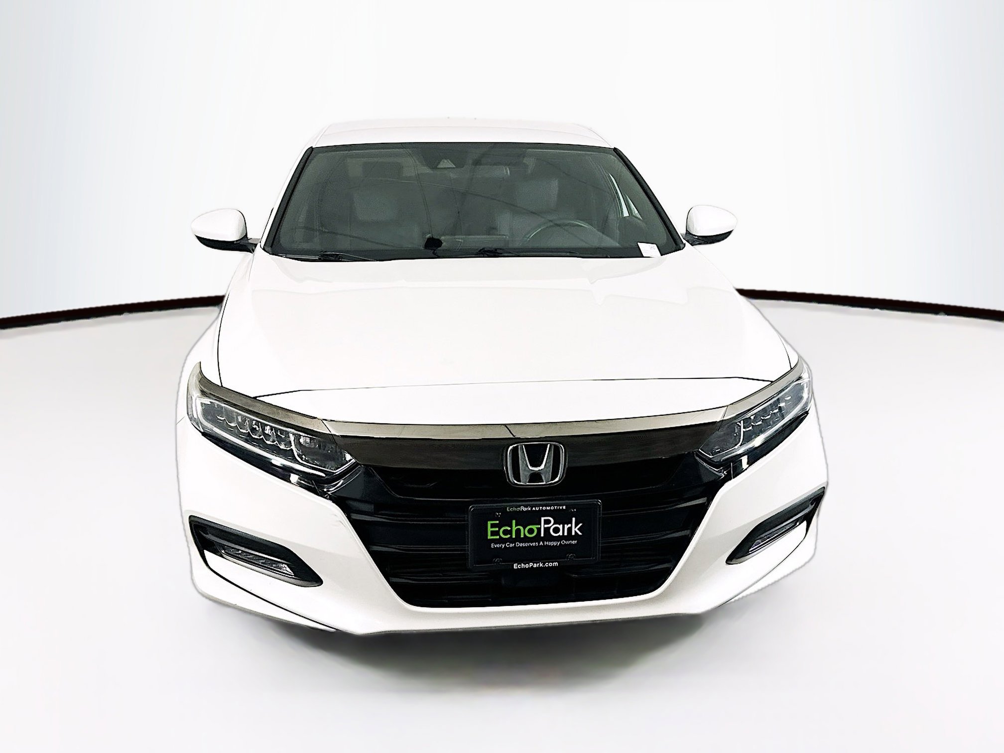Used 2019 Honda Accord Sport image 2