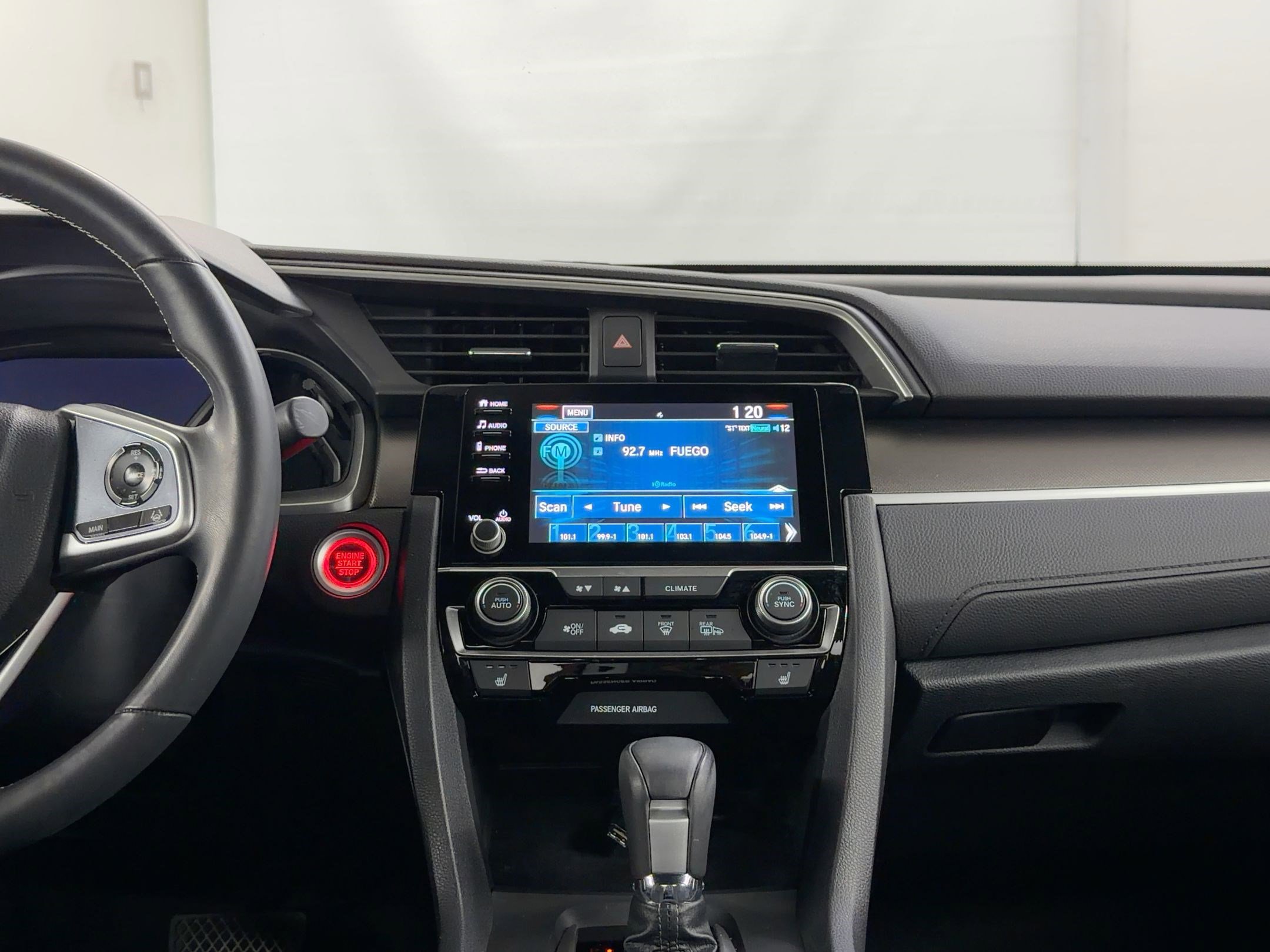 Certified 2019 Honda Civic EX image 32