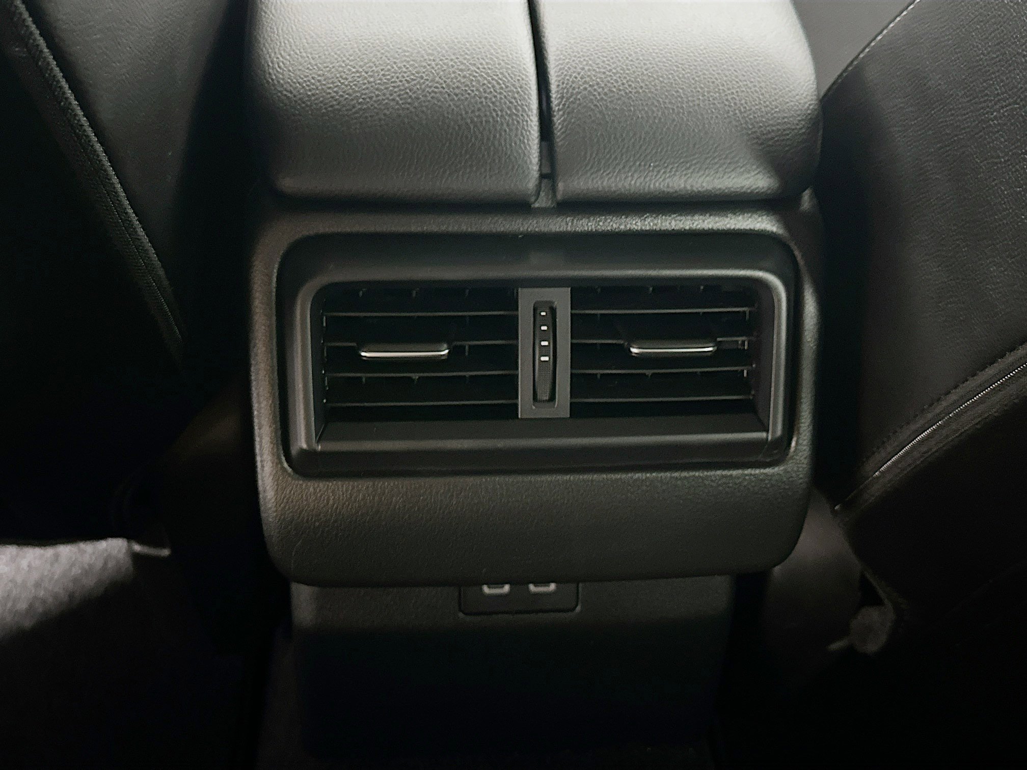 Used 2025 MAZDA CX-50 AWD 2.5 S w/ Premium Package image 29